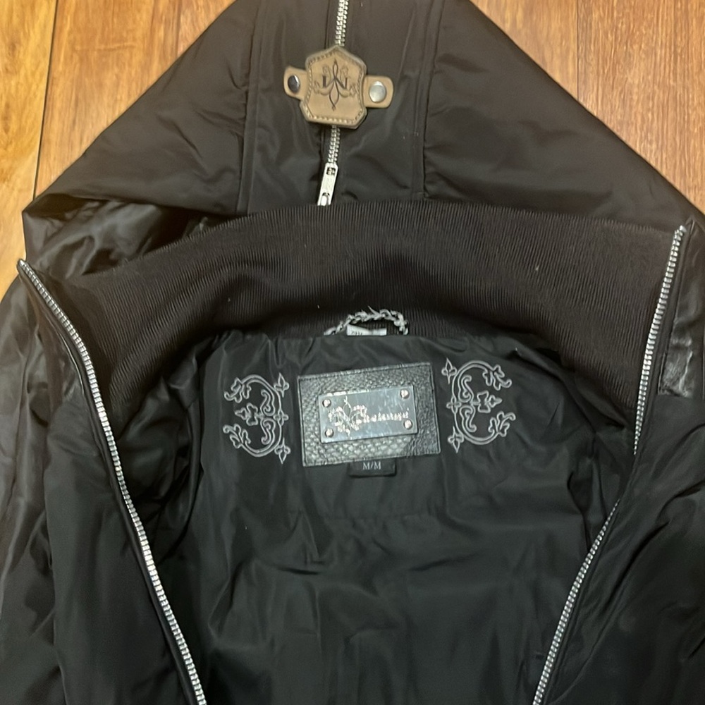 Mackage Black Down Coat Authentic and in excellent condition sz M - Picture 11 of 11